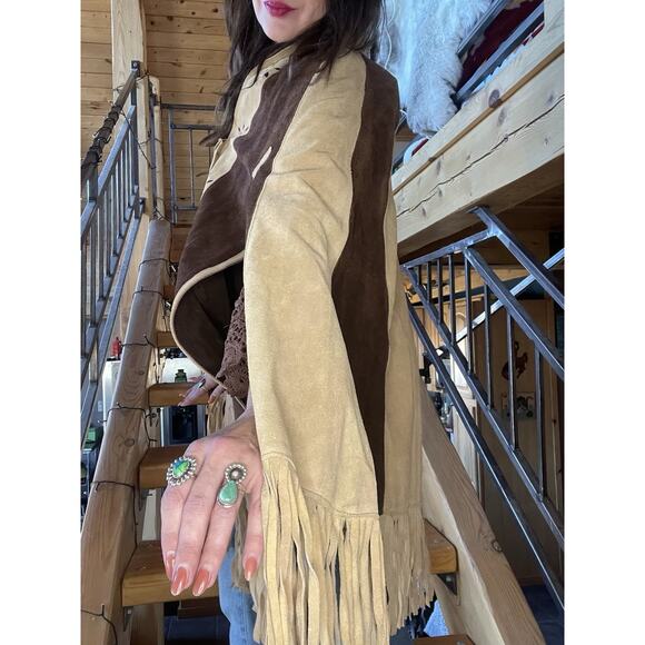 Vintage Western Suede Fringe Poncho Cape-Two Tone Leather, Cutout Flowers Boho - Picture 5 of 10